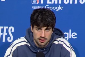 开云-【完整版】阿夫迪亚：卡斯尔全场都在不断挑衅 我不会忍那种事